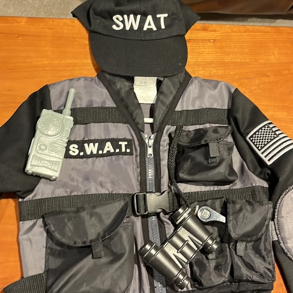 Boys S.W.A.T costume 1-piece zip up with a hat - Picture 2 of 3
